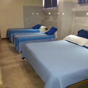 hotel-livingston.guayaquilhotels.org/