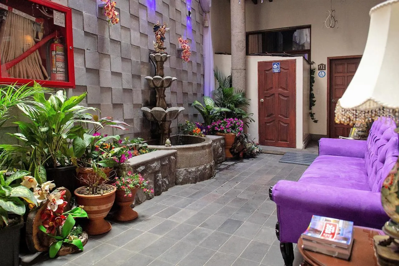 Hotel Colonial San Agustin Quito 3*,