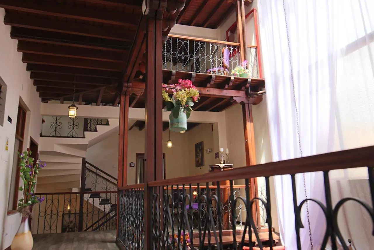Hotel Colonial San Agustin Quito
