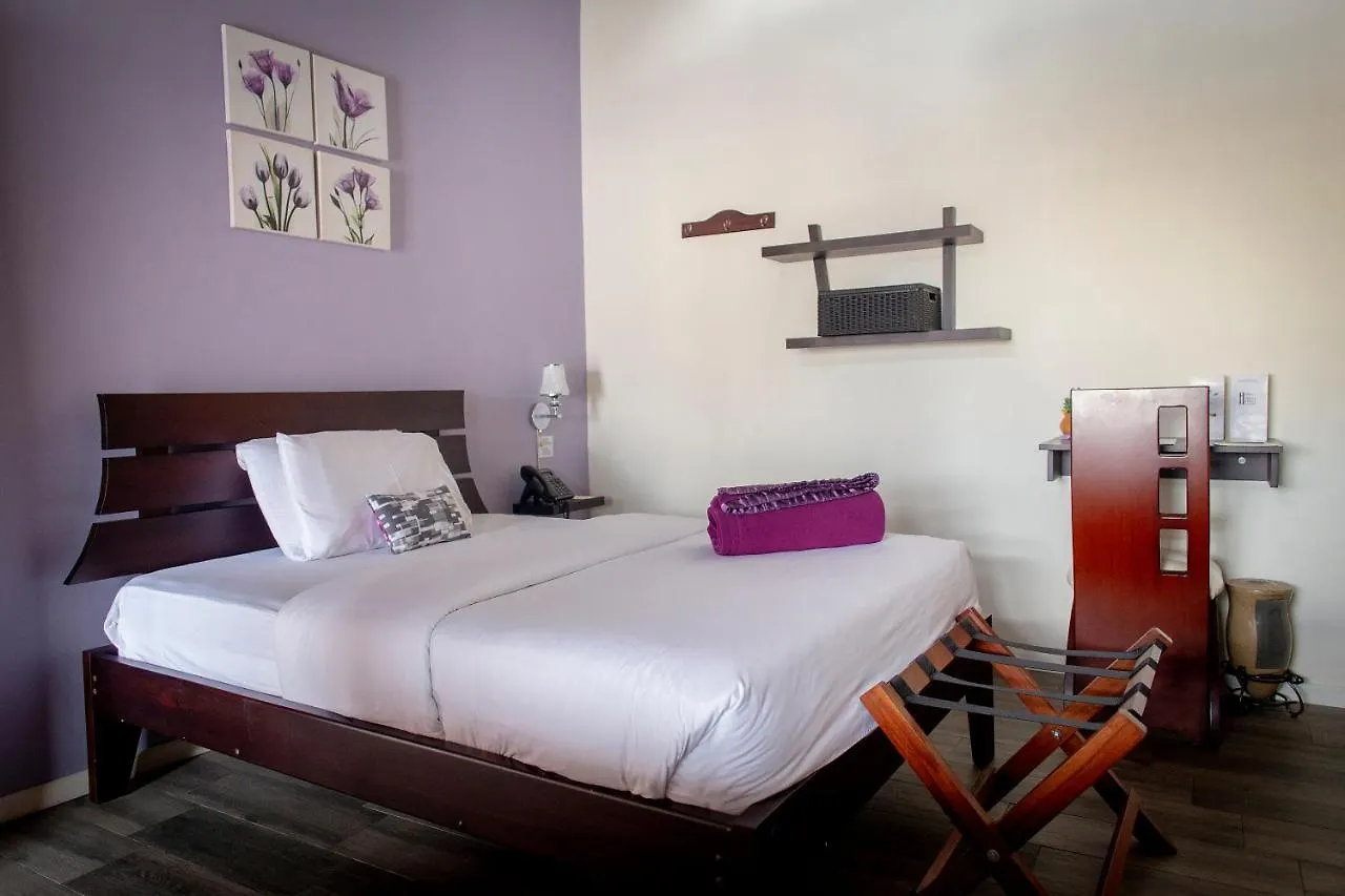 ***  Hotel Colonial San Agustin Quito Ecuador